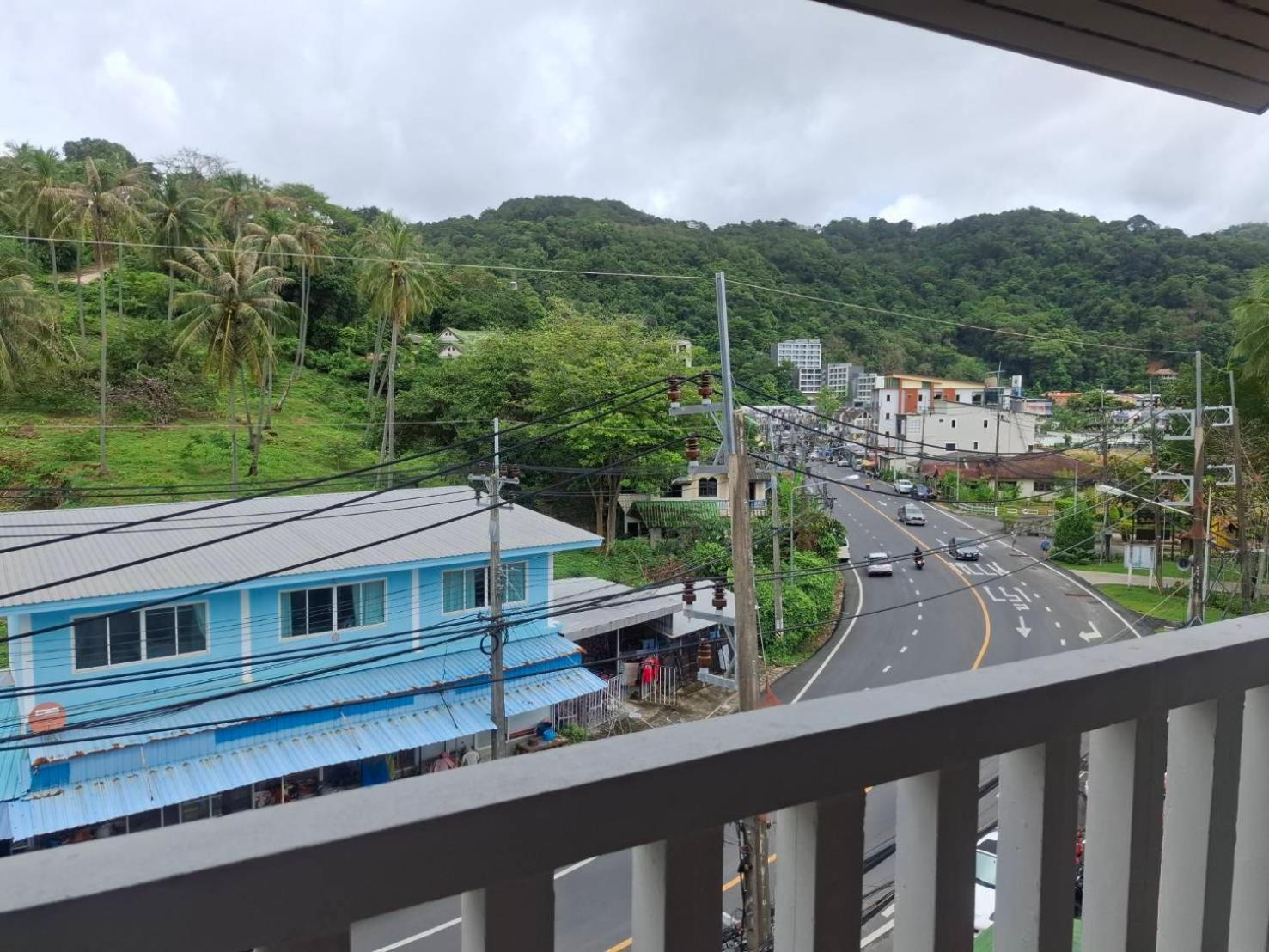旅馆 Living - Sha